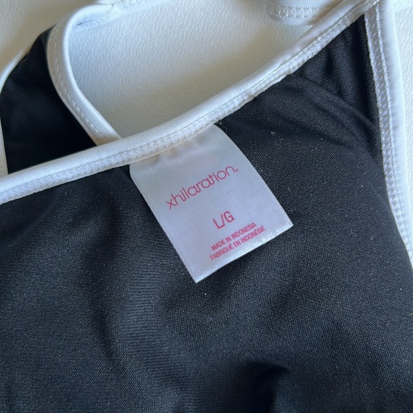 String bikini - Picture 6 of 6